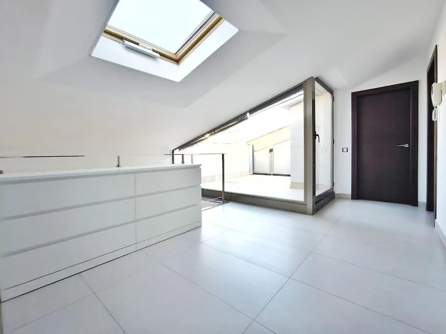 Moderno Apartamento Duplex En Terrassa Centro 0*,