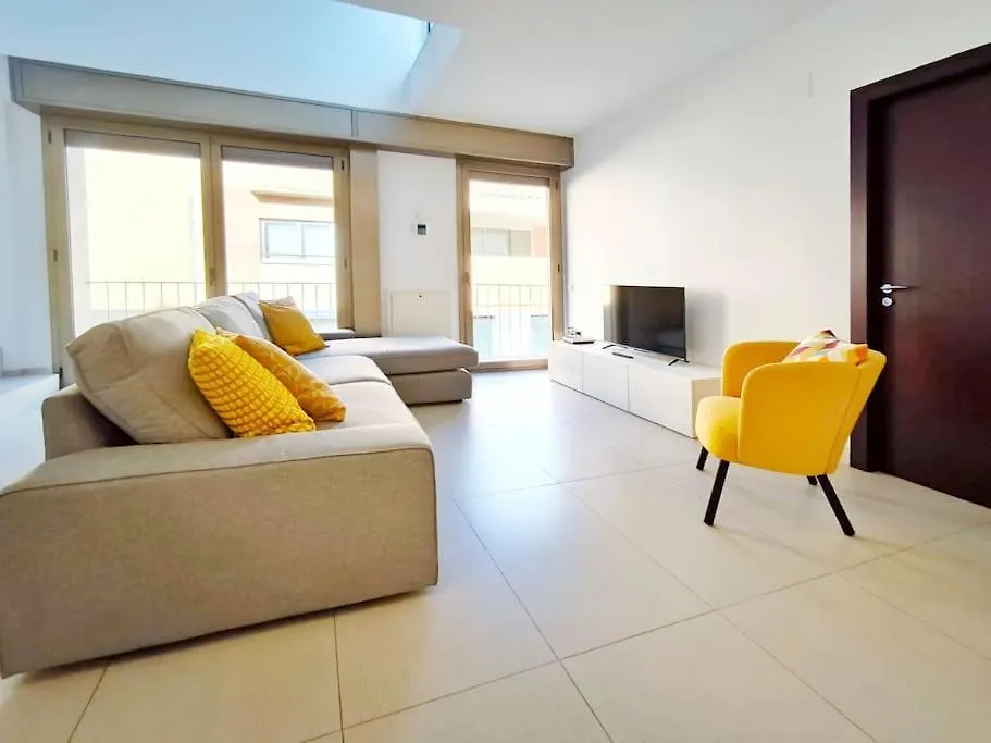 Moderno Apartamento Duplex En Terrassa Centro Apartment