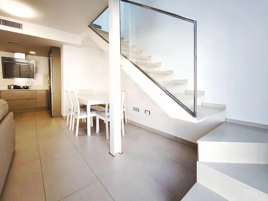 Apartment Moderno Apartamento Duplex En Terrassa Centro